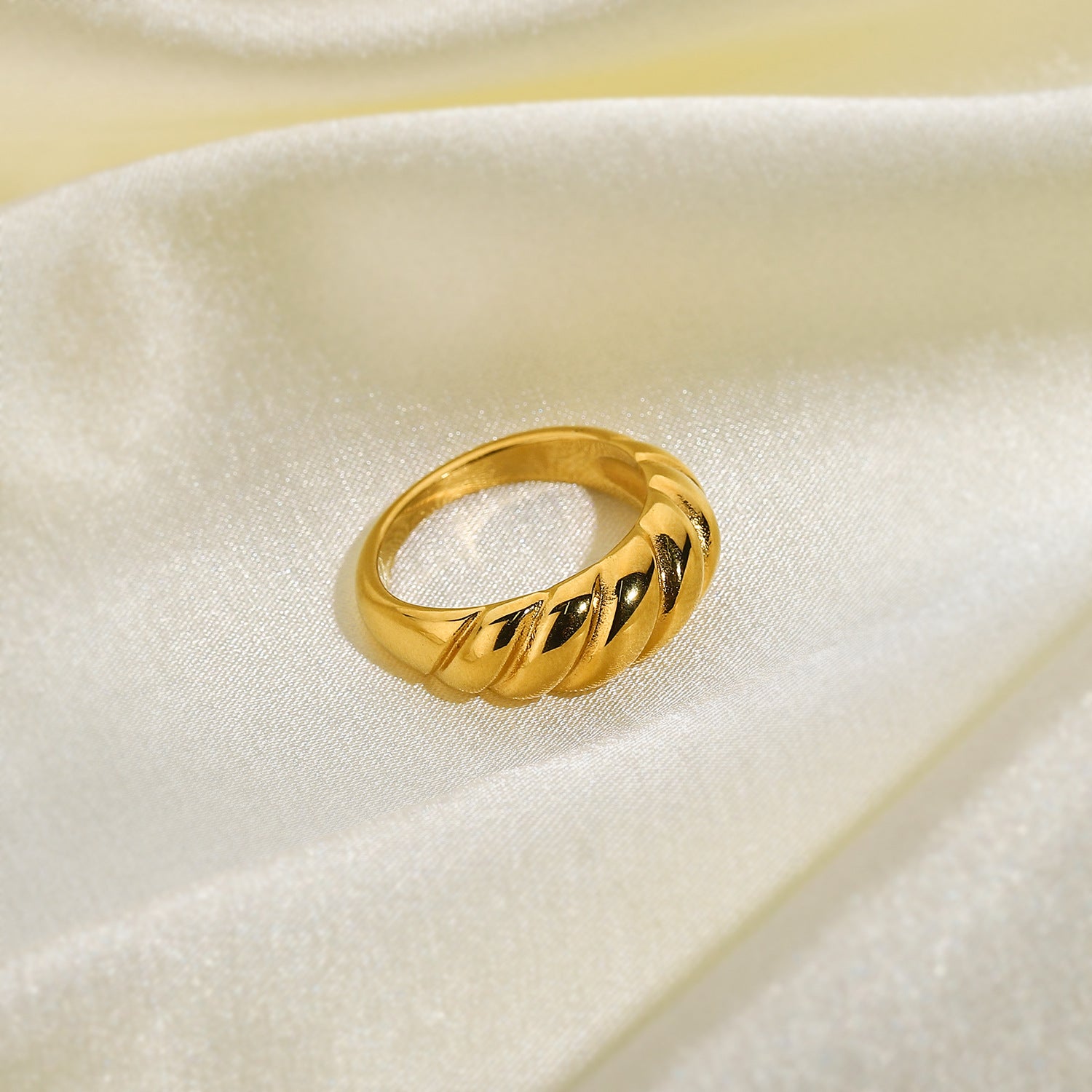 Wholesale 18K Gold Plated Stainless Steel Rings